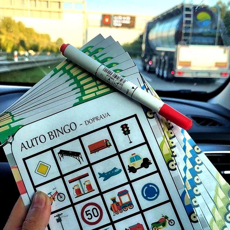 Auto Bingo: nejlepší hra do auta na dlouhé cesty, výlety a dovolenou