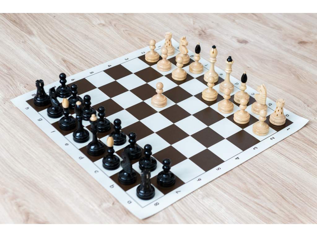 Eredeti cseh sakk barna sakktáblával  + Ingyenes szállítás