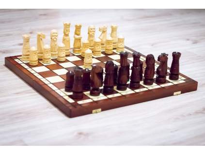 Soldiers fa sakk-készlet  + Ingyenes szállítás