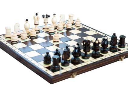 7188 12 drevene sachy vikendove