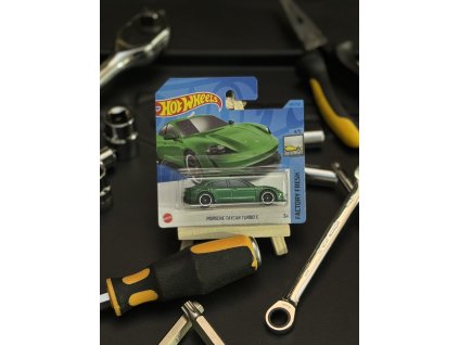 Porsche Taycan Turbo S Green