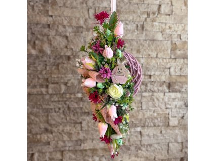 Velikonoční proutěný věnec na dveře