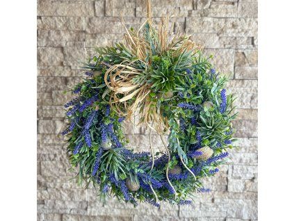 Věnec na dveře s levandulí