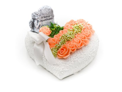 Betonové srdce s andělem a meruňkovými růžičkami s mašlí