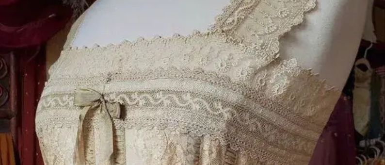 Jak se vyvíjely podprsenky - od korzetu po push-upku