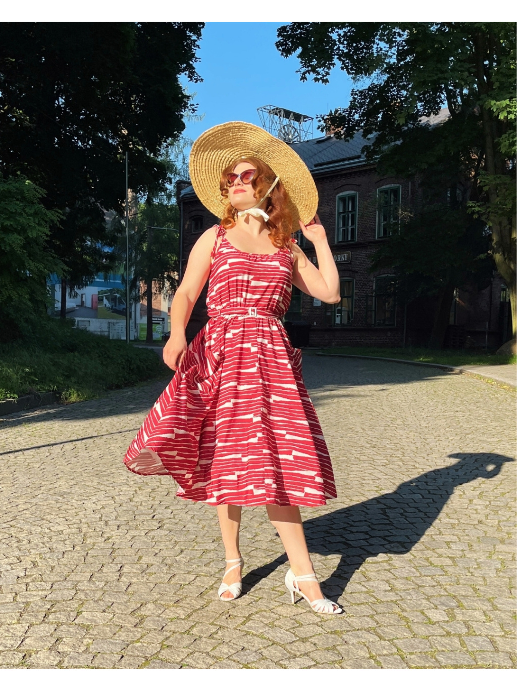 Sukienka retro na ramiączkach Suzy w stylu lat 50. – Santa Monica