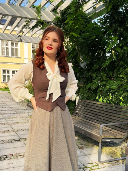Dámská vlněná vesta – hnědá