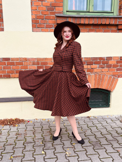 Vlněná kolová sukně Sophia - cooper-black tartan