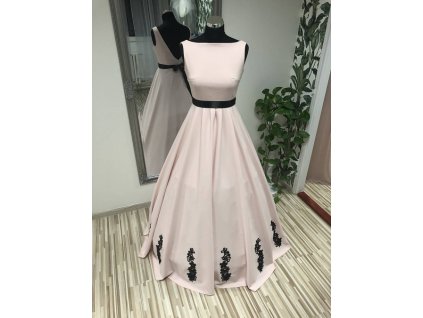 Ružové šaty Saša