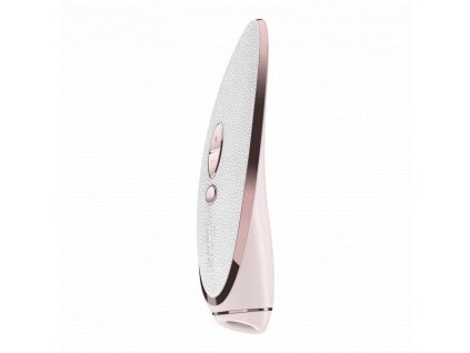 Satisfyer Vibrátor Luxury Pret a porter USB kabel je součástí balení