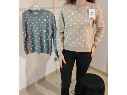 Roztomilý svetr s puntíky a květy