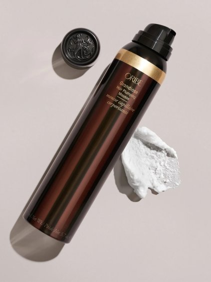 oribe-grandiose-hair-plumping-mousse-175-ml-vlasova-pena-pro-objem