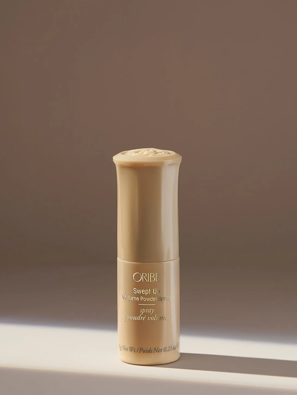 Oribe Swept Up Volume Powder, 6 g (obrázek 3)