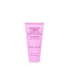 NAK replends Creme leave in travel
