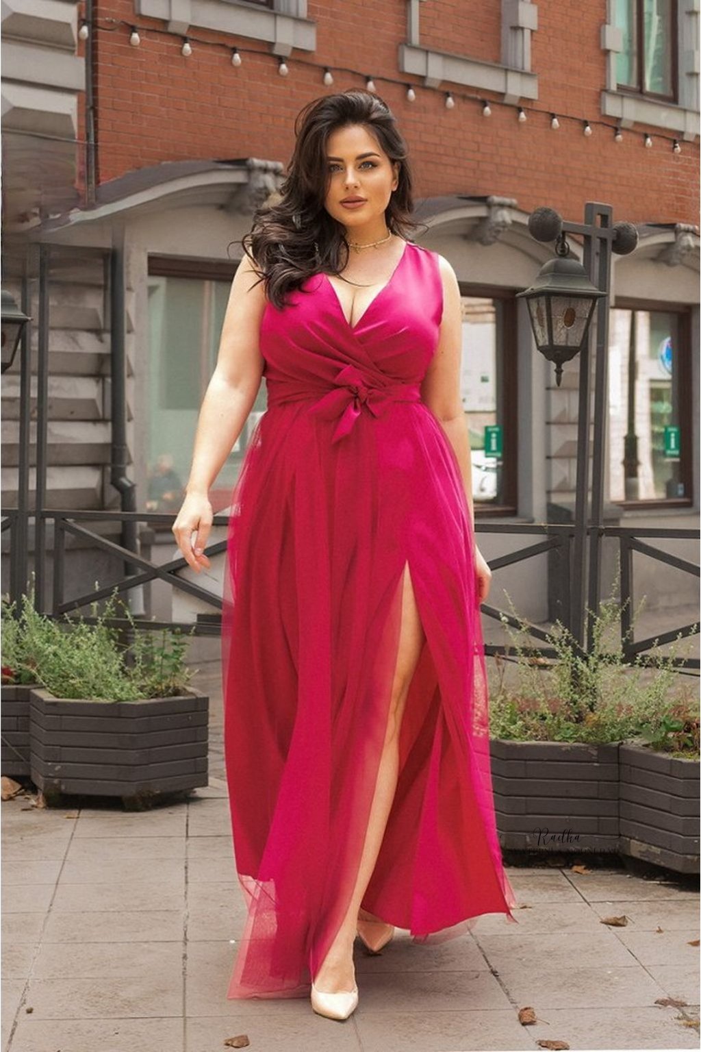 Malinové šaty PLUS SIZE SIDONIE