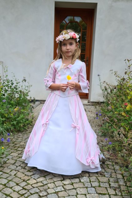 RŮŽOVÁ