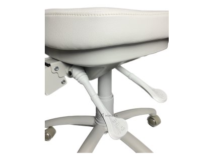 kozmeticka stolicka elar biela