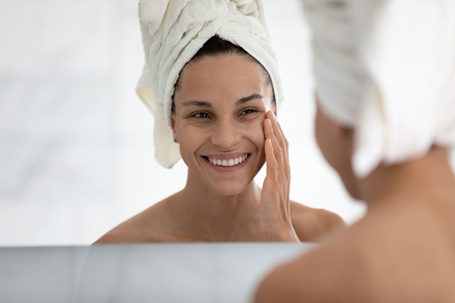 PHA jemný celoročný rituál pre žiarivú, hydratovanú a jednotnú pleť