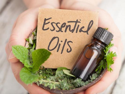Esenciálne oleje pre začiatočníkov: Ako začať s ich používaním?