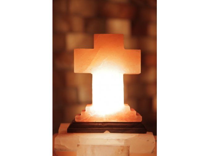 Solná elektrická lampa Kříž