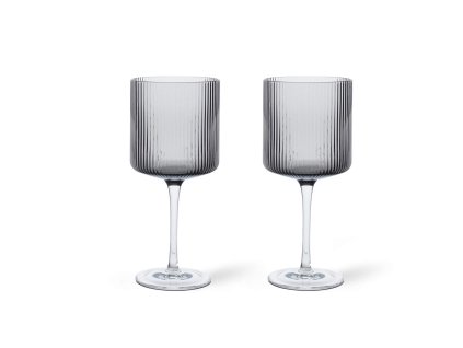 Skleničky Ripple Red Wine - 2 kusy "Smoked Grey" ferm LIVING