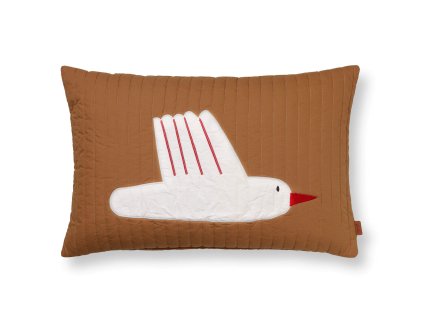 Skořicový polštář s poletujícím ptáčkem od ferm LIVING