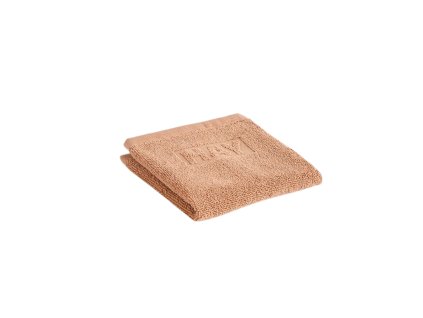 Malý ručník od dánské značky HAY v hnědé barvě