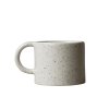 Keramický hrnek Mug Small 85 ml "Mole Dot"- krémová barva kropenatá černými tečkami - značka DBKD