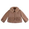 Dívčí zateplená bunda v hnědé barvě s balónovými rukávy a kožešinkou kolem krku