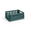 Úložný box Colour Crate Medium v tmavě zelené barvě od značky HAY
