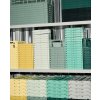 Úložné boxy Colour Crate v mnoha barvách a velikostech od značky HAY