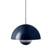 Závěsná lampa Flowerpot VP7 Ø 37 cm v tmavě modré barvě od &Tradition