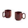 Sada 2 hrnků z kolekce Barro od dánské značky HAY ve vínové barvě