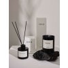 Vonný difuzér s tyčinkami od Tell Me More v elegantním černém skle