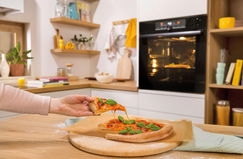 Pizza program s nastavením teploty pečenia až na 300 °C
