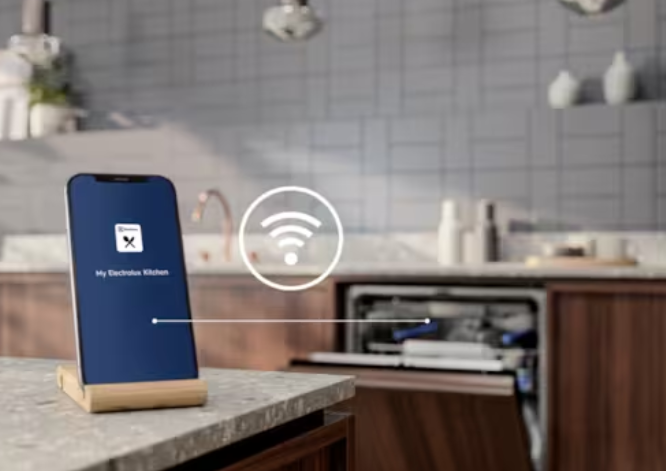 QuickSelect s WiFi ľahko ponúka jasné inštrukcie údržby umývačky Electrolux