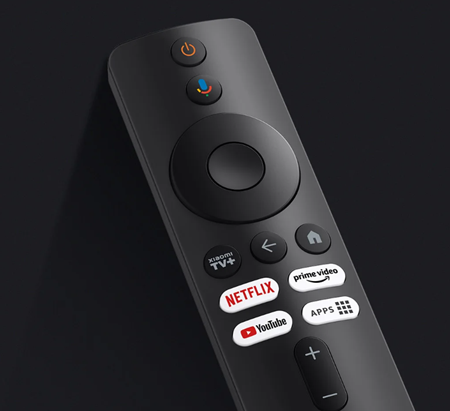 Ovládajte box spod krytu pomocou diaľkového ovládača Bluetooth, ktorý ponúka 360° pokrytie. 
