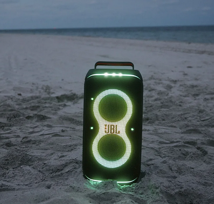 JBL PartyBox Club 120 je odolný voči striekajúcej vode IPX4