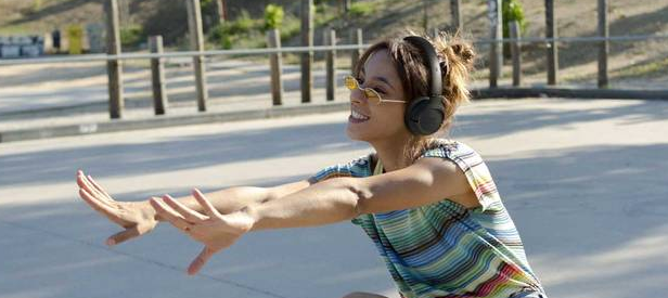 JBL Tune 530BT: Nastavte si zvuk podľa seba pomocou ekvalizéra v aplikácii JBL Headphones. Vyberte si režim: