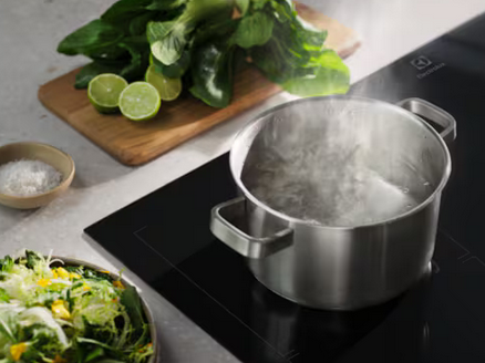 Intenzívny ohrev, okamžite s funkciou Electrolux PowerBoost