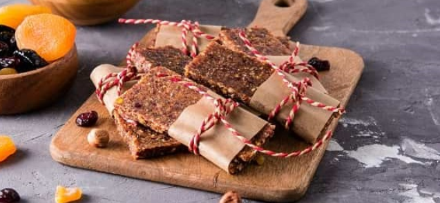 Vďaka regulácii teploty s možnosťou nastavenia od 40 stupňov Celzia môžete pomocou teplovzdušnej fritézy pripravovať aj RAW stravu.