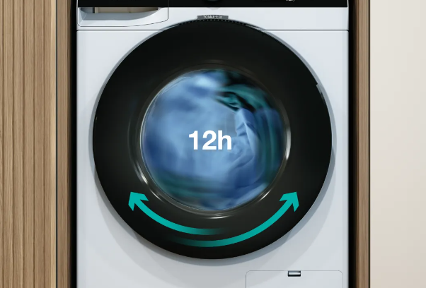 Funkcia AntiCrease po skončení programu jemne pohybuje bielizňou až 12 hodín, aby sa neusadila a zbytočne nepokrčila. 