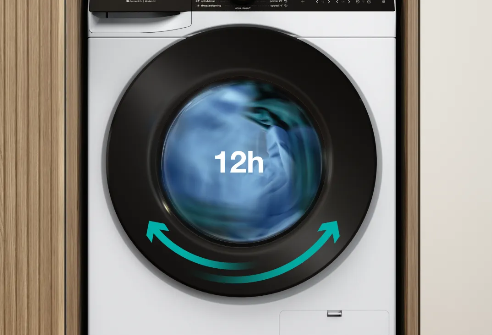 Funkcia AntiCrease po skončení programu jemne pohybuje bielizňou až 12 hodín, aby sa neusadila a zbytočne nepokrčila.