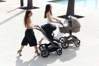 Maxi-Cosi Fame: luxusní kočárek s inovativními funkcemi 💎✨ Maxi-Cosi Fame je průkopnický luxusní kočárek, který svým...