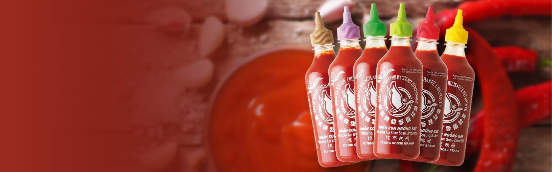 Široká nabídka omáček Sriracha