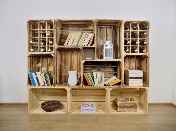 Dřevěná bedýnka knihovna s vinotekou 180x140x30cm