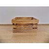 Dřevěná bedýnka nižší měří 50x40x25 