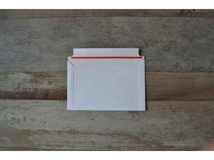 Kartonová obálka 250x160mm