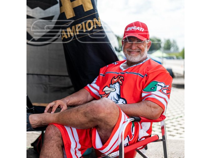 518944430 18472690873075870 4669115002958640340 n