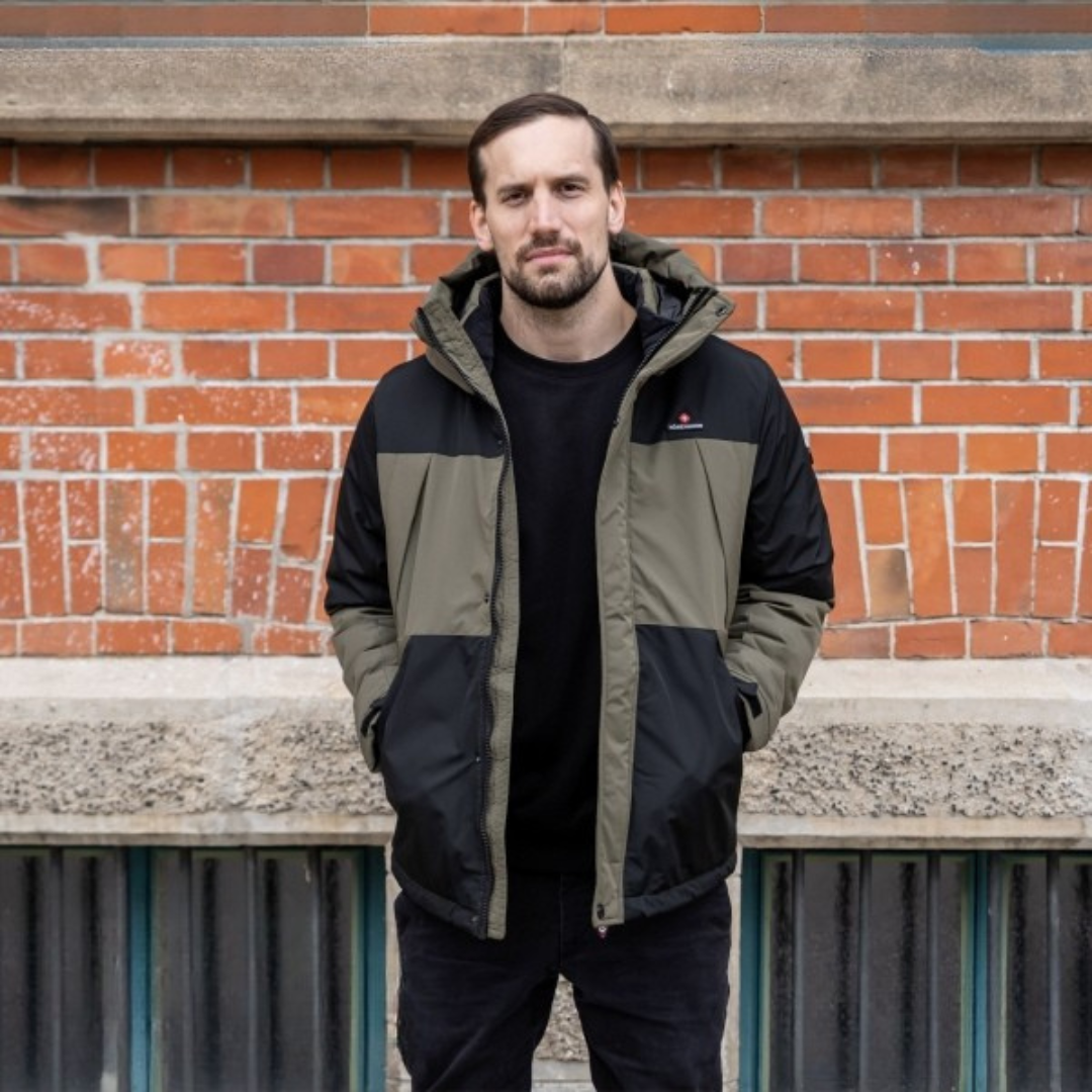 Lawinenstar – detail vreciek a zipsu